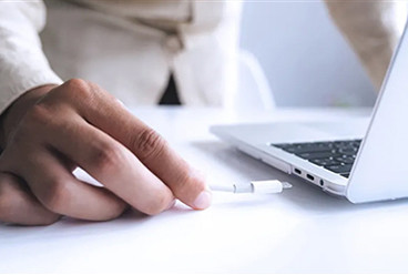trường hợp công ty mới nhất về Giải pháp PoE sạc thiết bị di động USB-C
